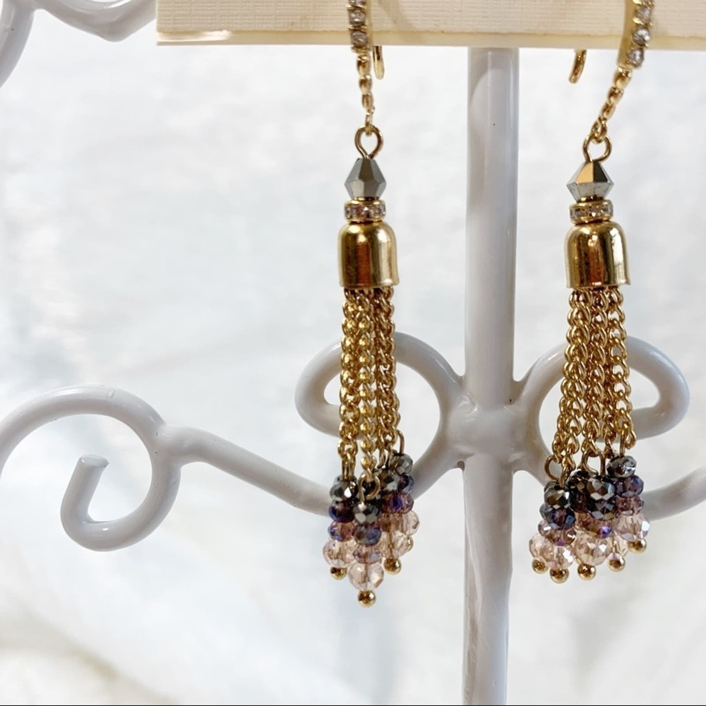 cAKe fringe drop earrings. - Picture 2 of 4
